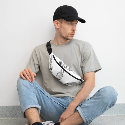 Man wearing a cool fanny pack.
